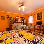 게스트하우스 Nostalgie - Minihotel 3*