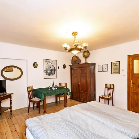 Nostalgie - Minihotel Πανσιόν