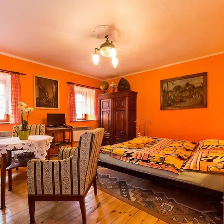 Maison d'hôtes Nostalgie - Minihotel 3*