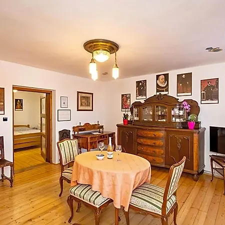 Nostalgie - Minihotel Guest house Cesky Krumlov